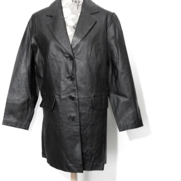 Venezia Jackets & Blazers - NWT Venezia Vitale Sz 18/20  Black Leather Trench